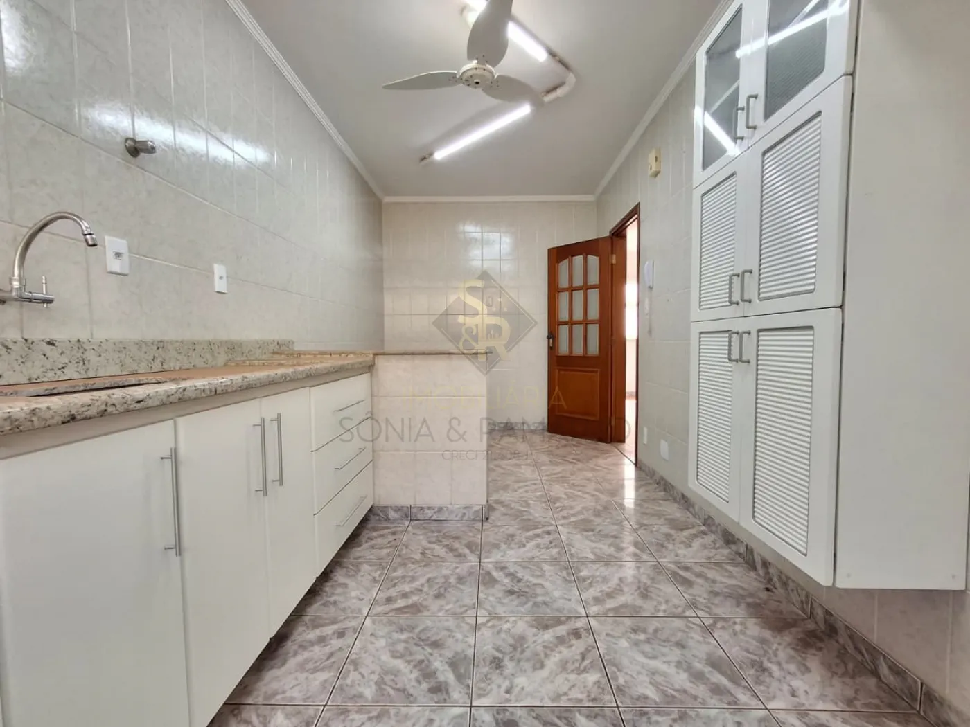 Comprar Apartamentos / Padr&atilde;o em Ribeir&atilde;o Preto R$ 350.000,00 - Foto 6
