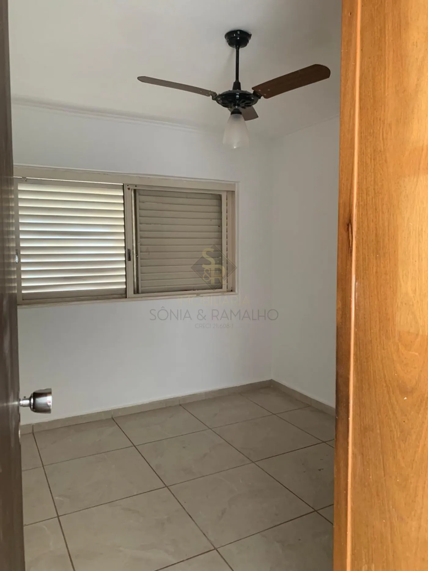 Comprar Apartamentos / Padr&atilde;o em Ribeir&atilde;o Preto R$ 148.000,00 - Foto 5