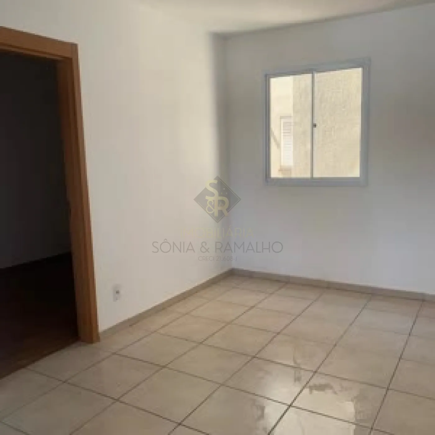 Alugar Apartamentos / Padr&atilde;o em Ribeir&atilde;o Preto R$ 900,00 - Foto 2