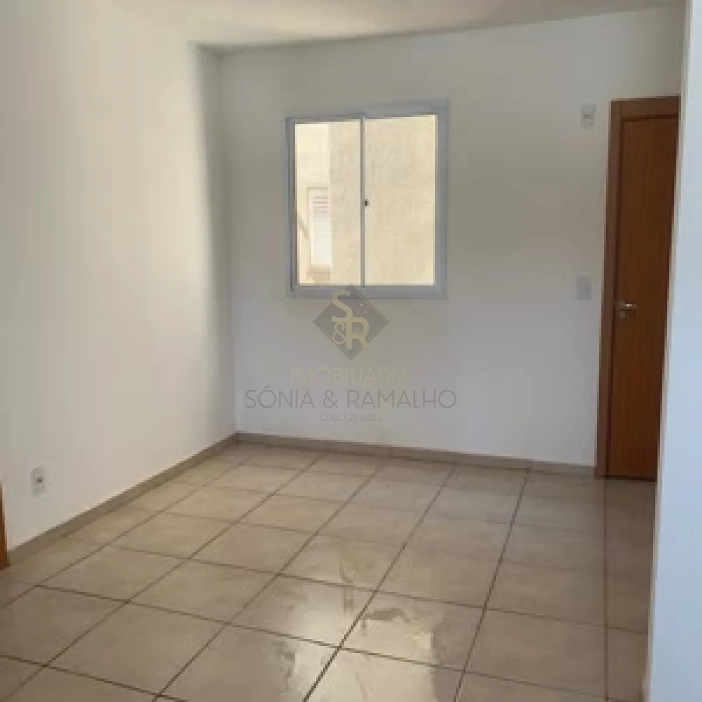 Alugar Apartamentos / Padr&atilde;o em Ribeir&atilde;o Preto R$ 900,00 - Foto 1