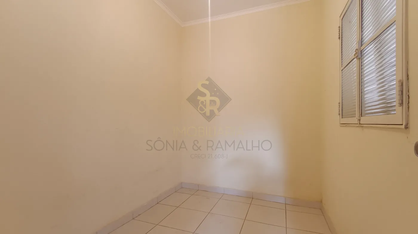 Alugar Casas Residenciais / &Aacute;rea de LazerEd&iacute;cula em Ribeir&atilde;o Preto R$ 850,00 - Foto 7