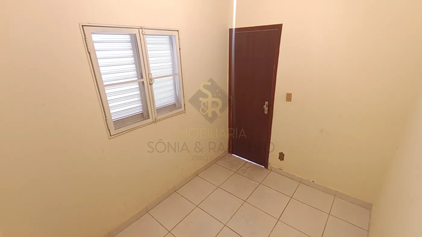 Alugar Casas Residenciais / &Aacute;rea de LazerEd&iacute;cula em Ribeir&atilde;o Preto R$ 850,00 - Foto 8