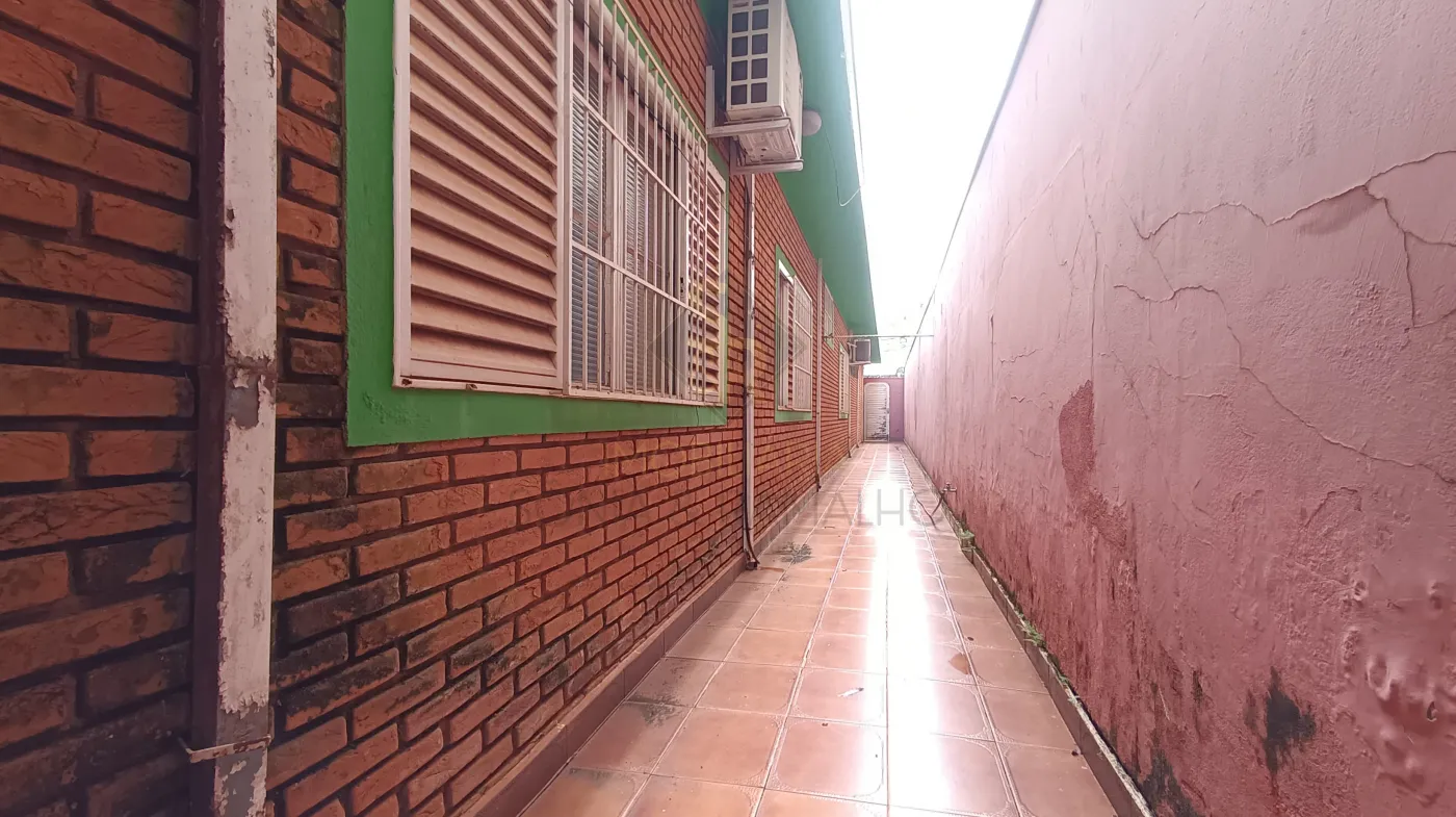 Alugar Casas Residenciais / &Aacute;rea de LazerEd&iacute;cula em Ribeir&atilde;o Preto R$ 850,00 - Foto 18