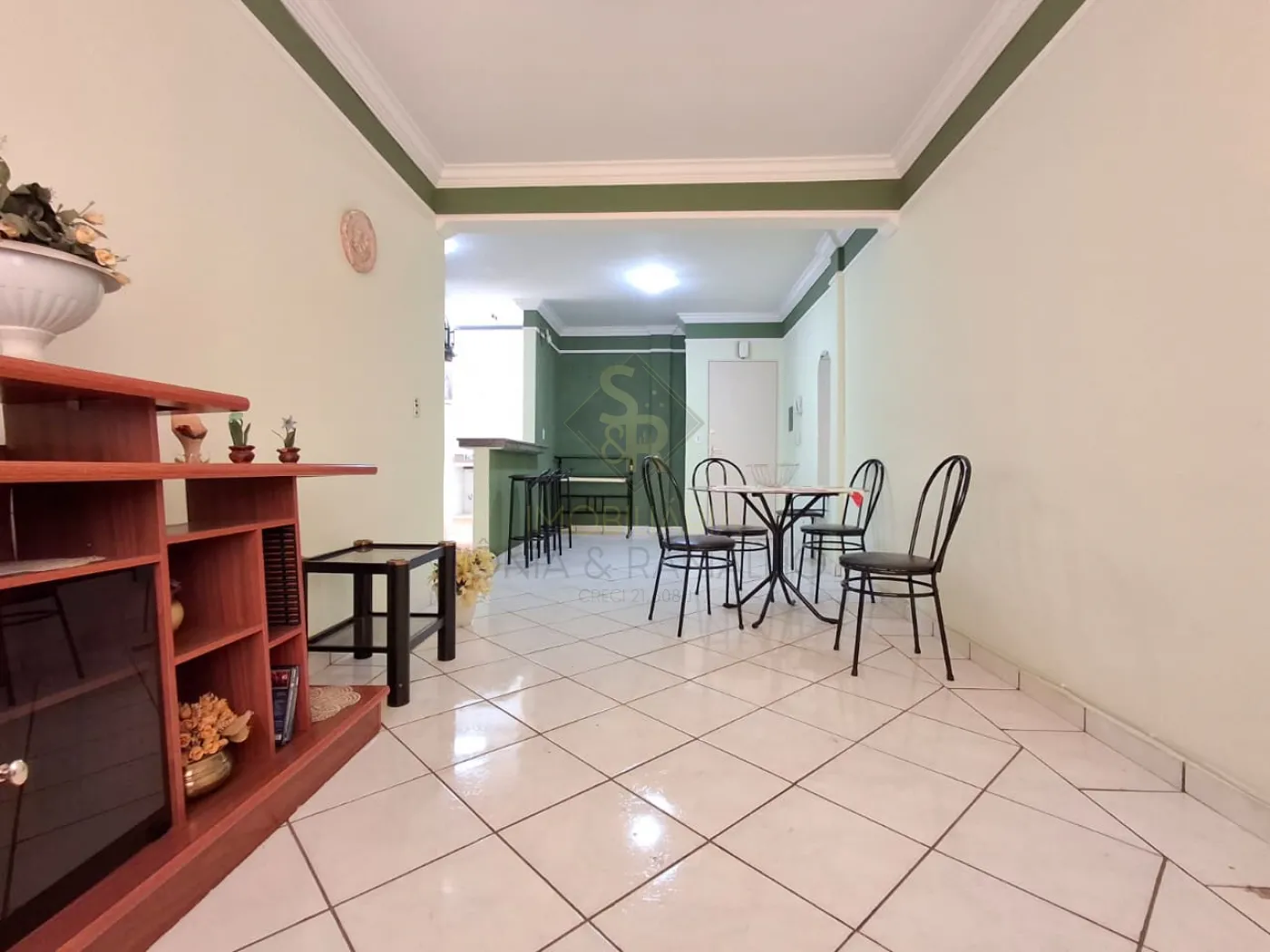 Alugar Apartamentos / Padr&atilde;o em Ribeir&atilde;o Preto R$ 1.100,00 - Foto 3