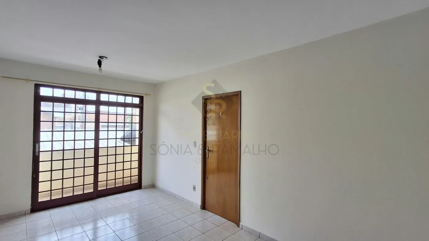 Alugar Apartamentos / Padr&atilde;o em Ribeir&atilde;o Preto R$ 1.100,00 - Foto 4