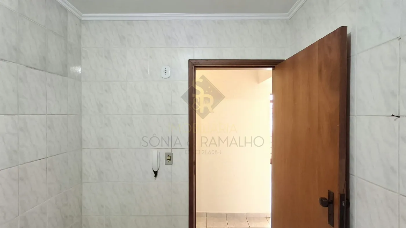 Alugar Apartamentos / Padr&atilde;o em Ribeir&atilde;o Preto R$ 1.100,00 - Foto 13