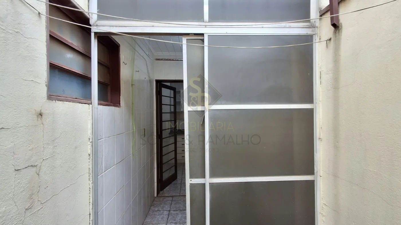 Alugar Apartamentos / Padr&atilde;o em Ribeir&atilde;o Preto R$ 1.100,00 - Foto 17