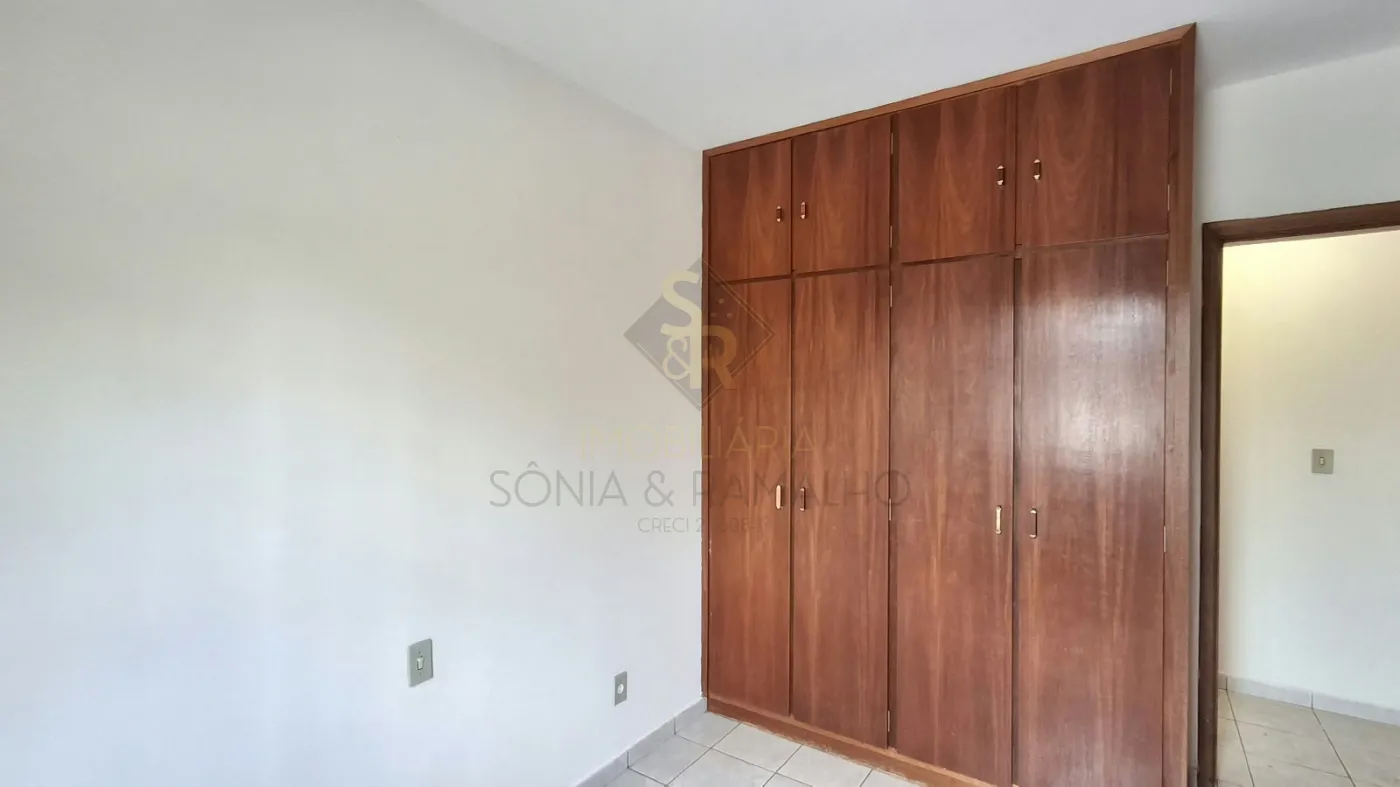 Alugar Apartamentos / Padr&atilde;o em Ribeir&atilde;o Preto R$ 1.100,00 - Foto 23