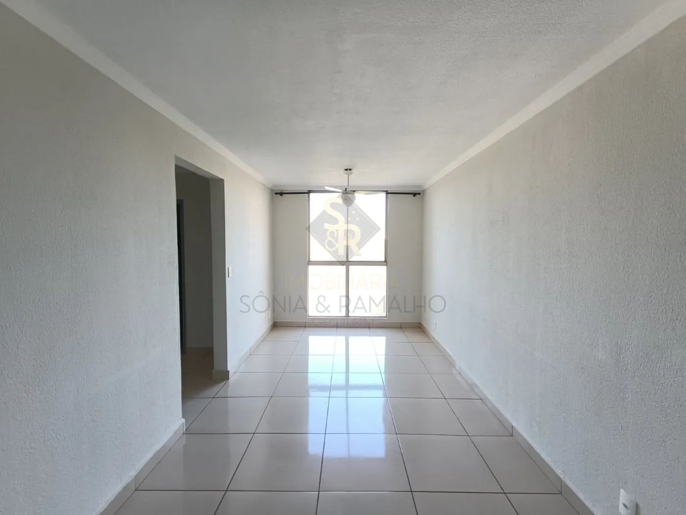 Alugar Apartamentos / Padr&atilde;o em Ribeir&atilde;o Preto R$ 1.700,00 - Foto 2