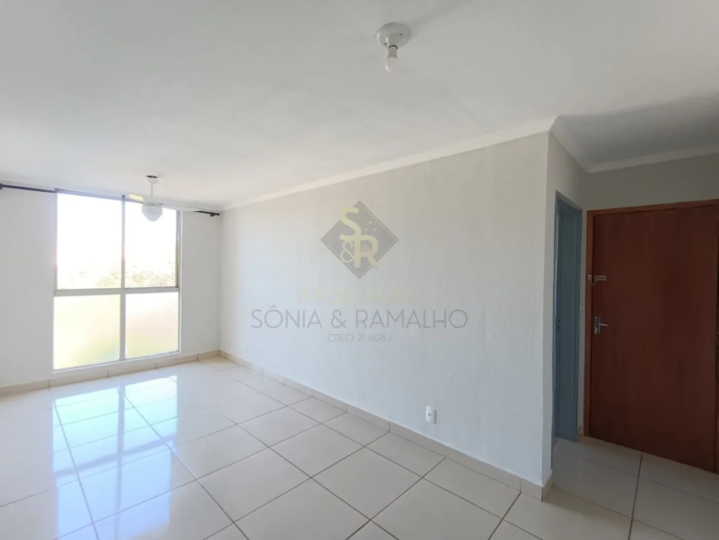 Alugar Apartamentos / Padr&atilde;o em Ribeir&atilde;o Preto R$ 1.700,00 - Foto 3