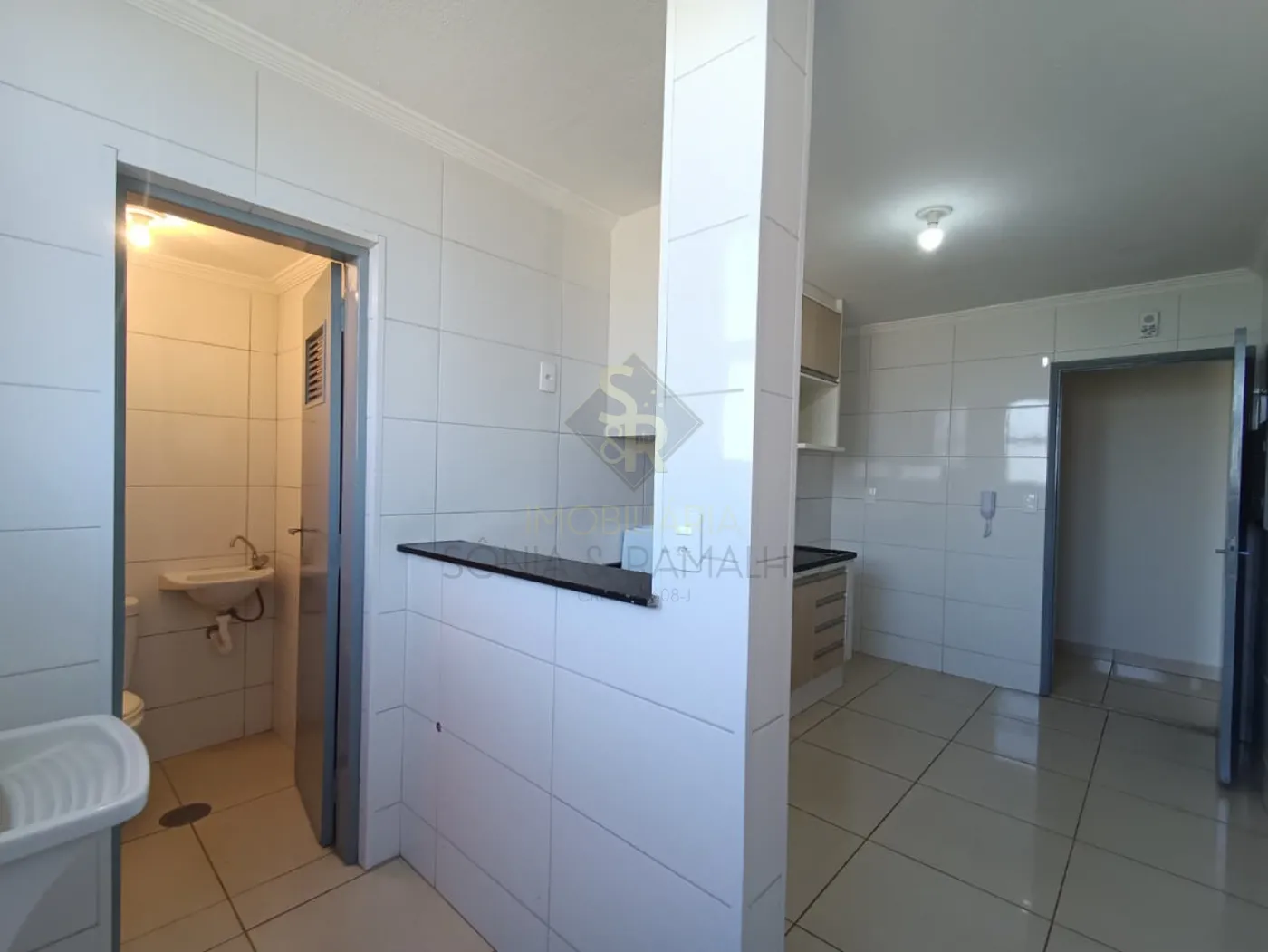 Alugar Apartamentos / Padr&atilde;o em Ribeir&atilde;o Preto R$ 1.700,00 - Foto 10