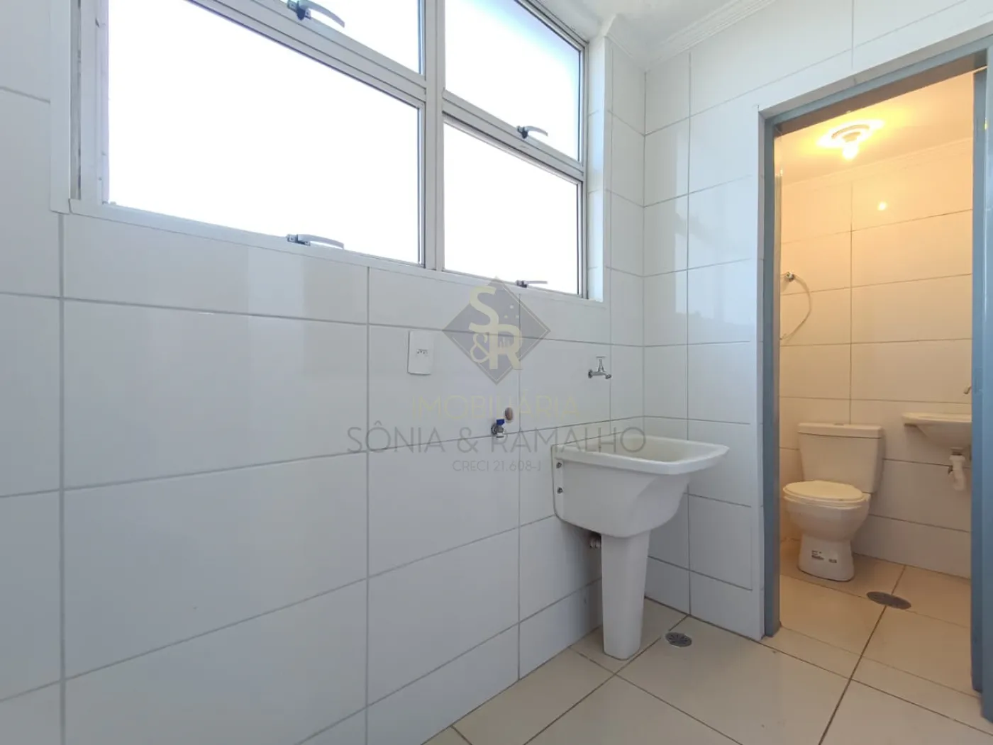 Alugar Apartamentos / Padr&atilde;o em Ribeir&atilde;o Preto R$ 1.700,00 - Foto 11