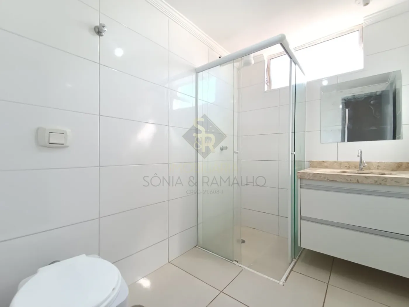 Alugar Apartamentos / Padr&atilde;o em Ribeir&atilde;o Preto R$ 1.700,00 - Foto 17