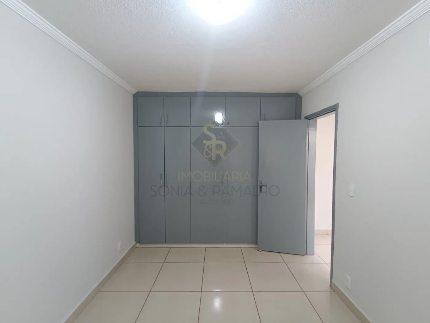 Alugar Apartamentos / Padr&atilde;o em Ribeir&atilde;o Preto R$ 1.700,00 - Foto 14
