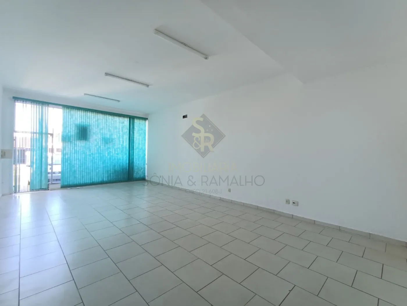 Alugar Im&oacute;veis Comerciais / Sal&atilde;o Comercial em Ribeir&atilde;o Preto R$ 2.800,00 - Foto 4