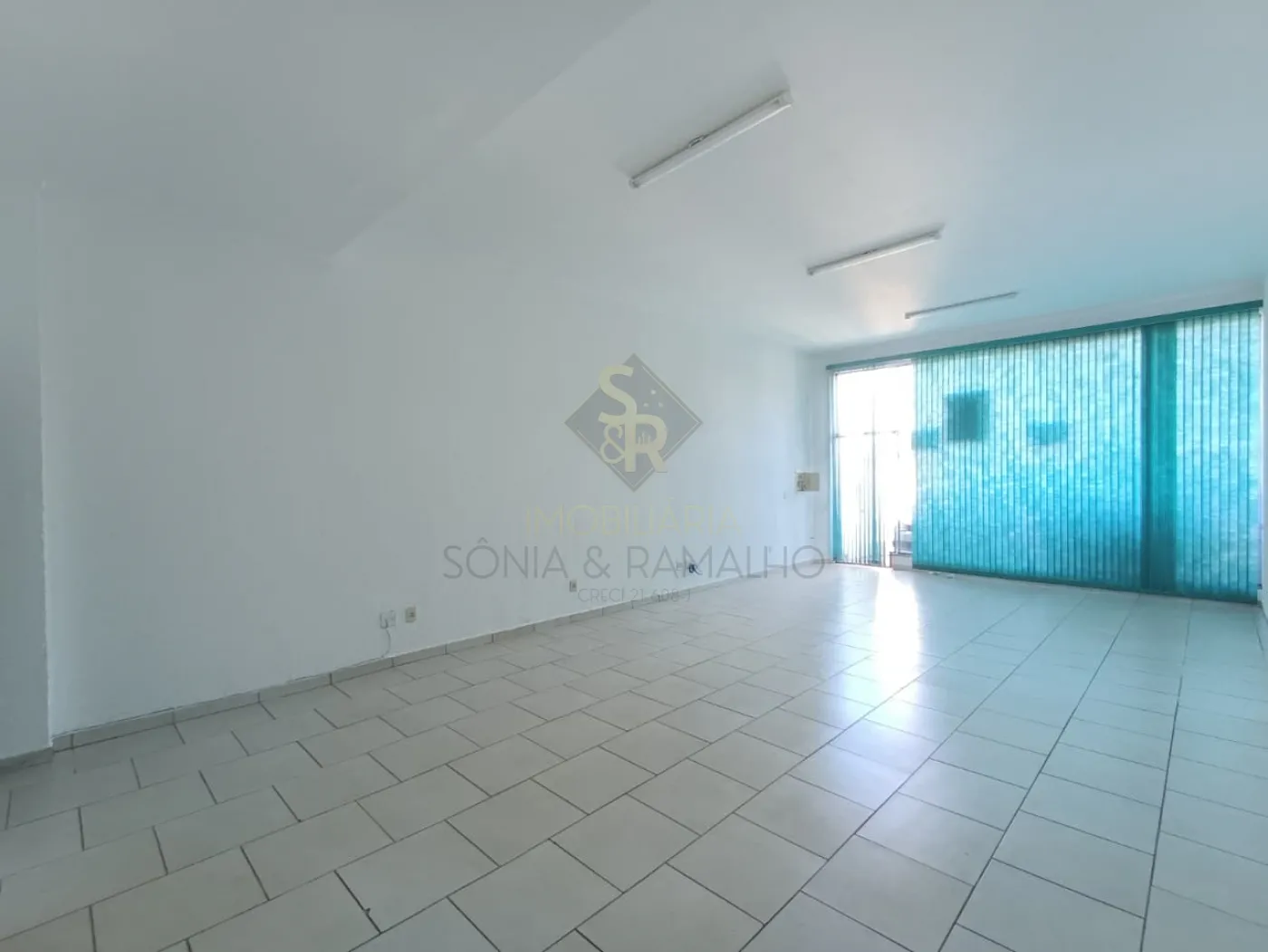 Alugar Im&oacute;veis Comerciais / Sal&atilde;o Comercial em Ribeir&atilde;o Preto R$ 2.800,00 - Foto 6