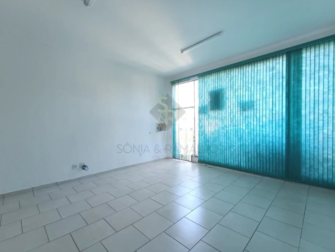 Alugar Im&oacute;veis Comerciais / Sal&atilde;o Comercial em Ribeir&atilde;o Preto R$ 2.800,00 - Foto 8