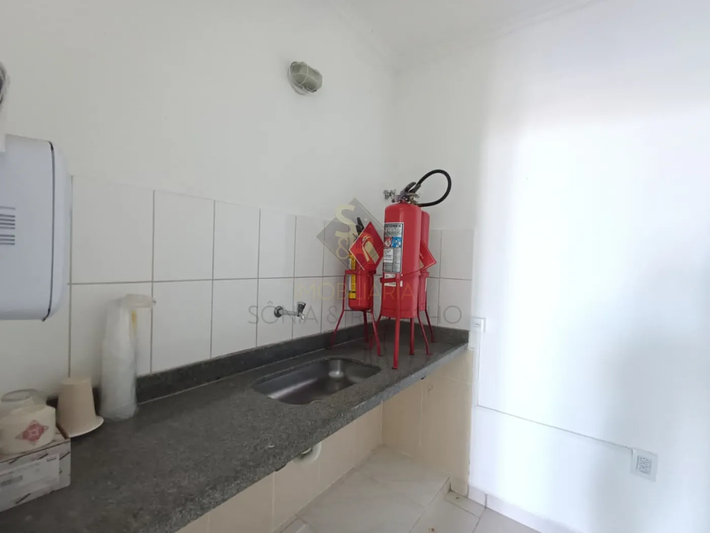 Alugar Im&oacute;veis Comerciais / Sal&atilde;o Comercial em Ribeir&atilde;o Preto R$ 2.800,00 - Foto 11