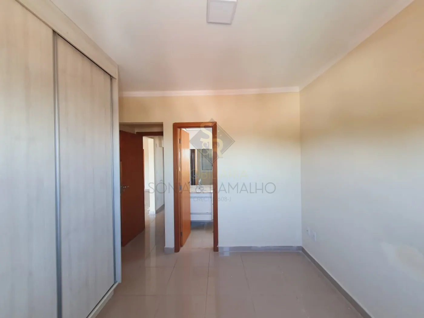 Alugar Apartamentos / Padr&atilde;o em Ribeir&atilde;o Preto R$ 2.500,00 - Foto 12