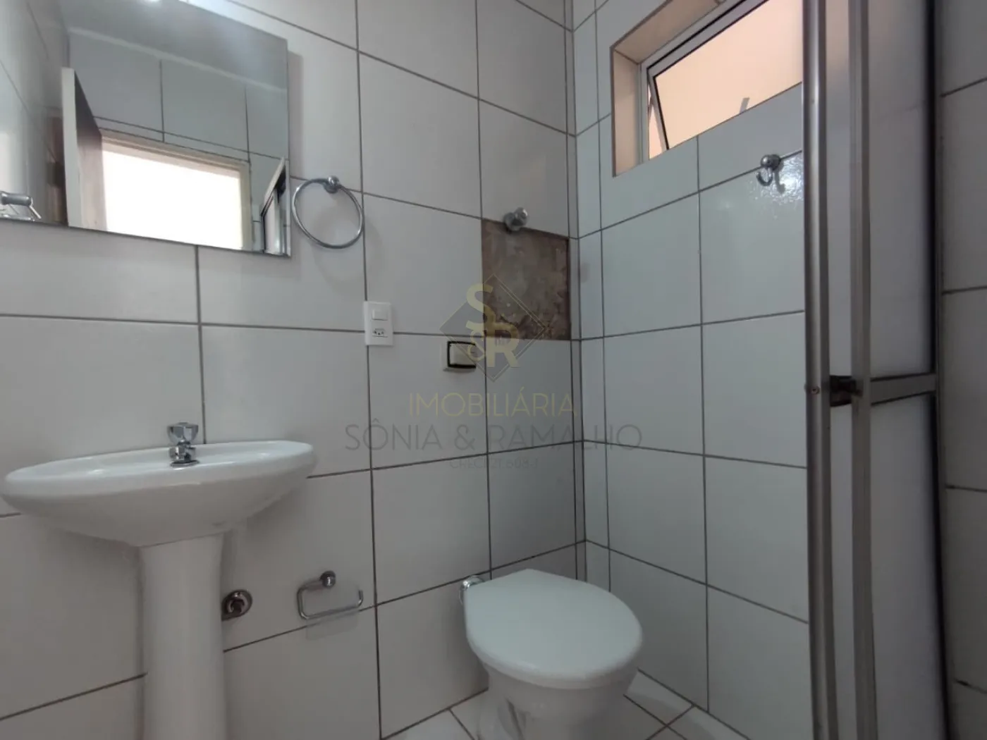 Alugar Apartamentos / Padr&atilde;o em Ribeir&atilde;o Preto R$ 1.050,00 - Foto 12