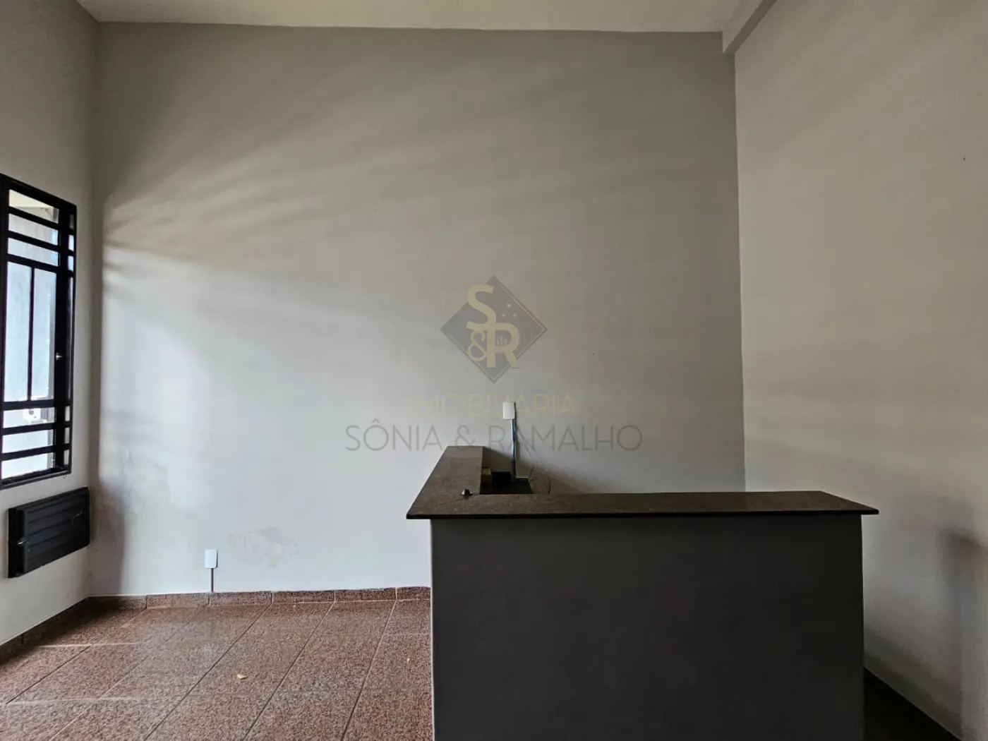 Alugar Im&oacute;veis Comerciais / Casa Comercial em Ribeir&atilde;o Preto R$ 9.300,00 - Foto 2