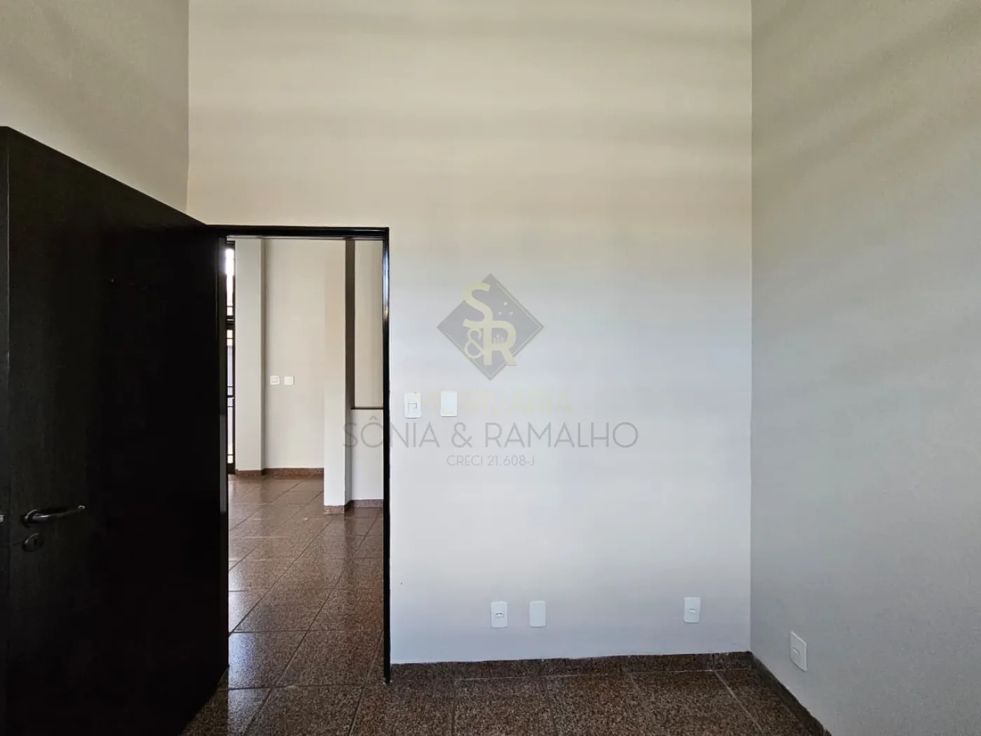 Alugar Im&oacute;veis Comerciais / Casa Comercial em Ribeir&atilde;o Preto R$ 9.300,00 - Foto 5