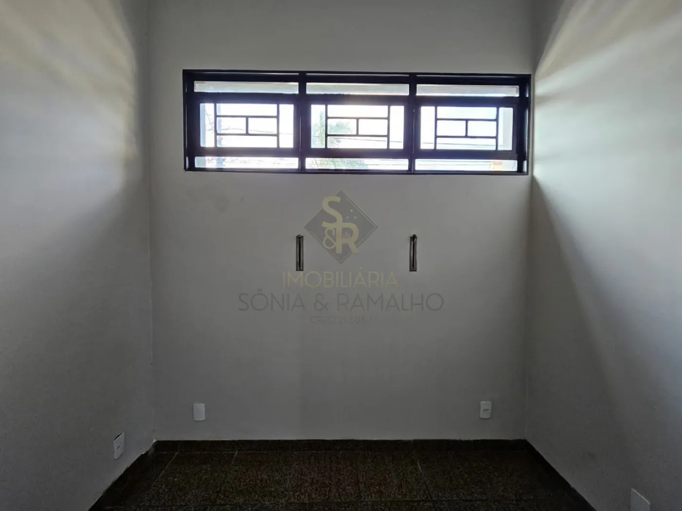 Alugar Im&oacute;veis Comerciais / Casa Comercial em Ribeir&atilde;o Preto R$ 9.300,00 - Foto 4