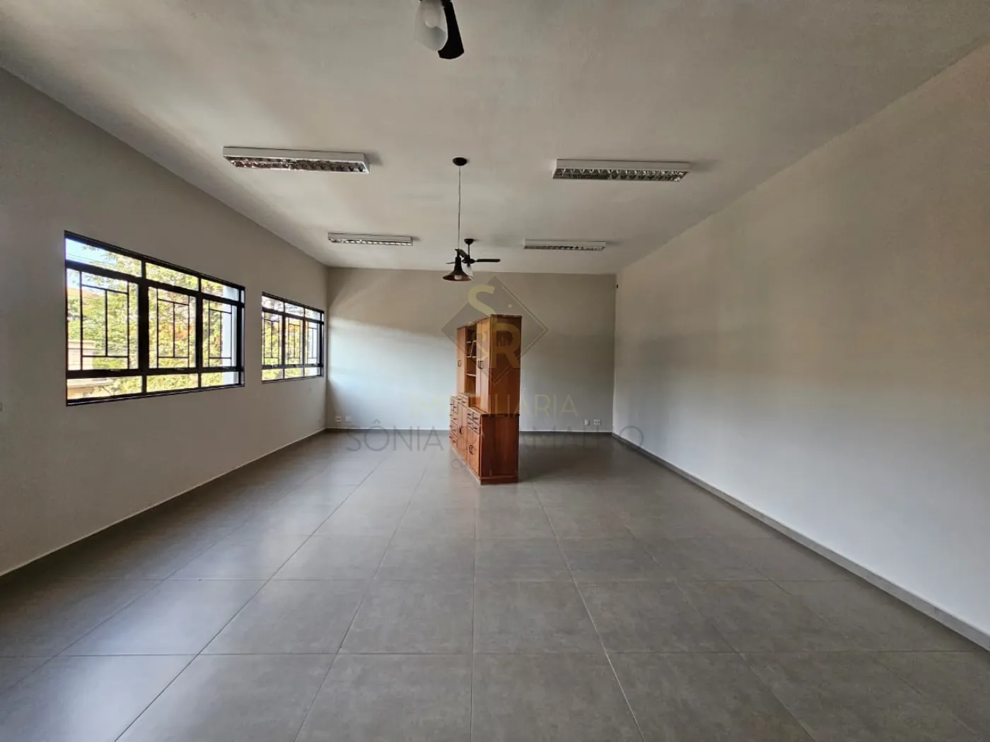 Alugar Im&oacute;veis Comerciais / Casa Comercial em Ribeir&atilde;o Preto R$ 9.300,00 - Foto 8