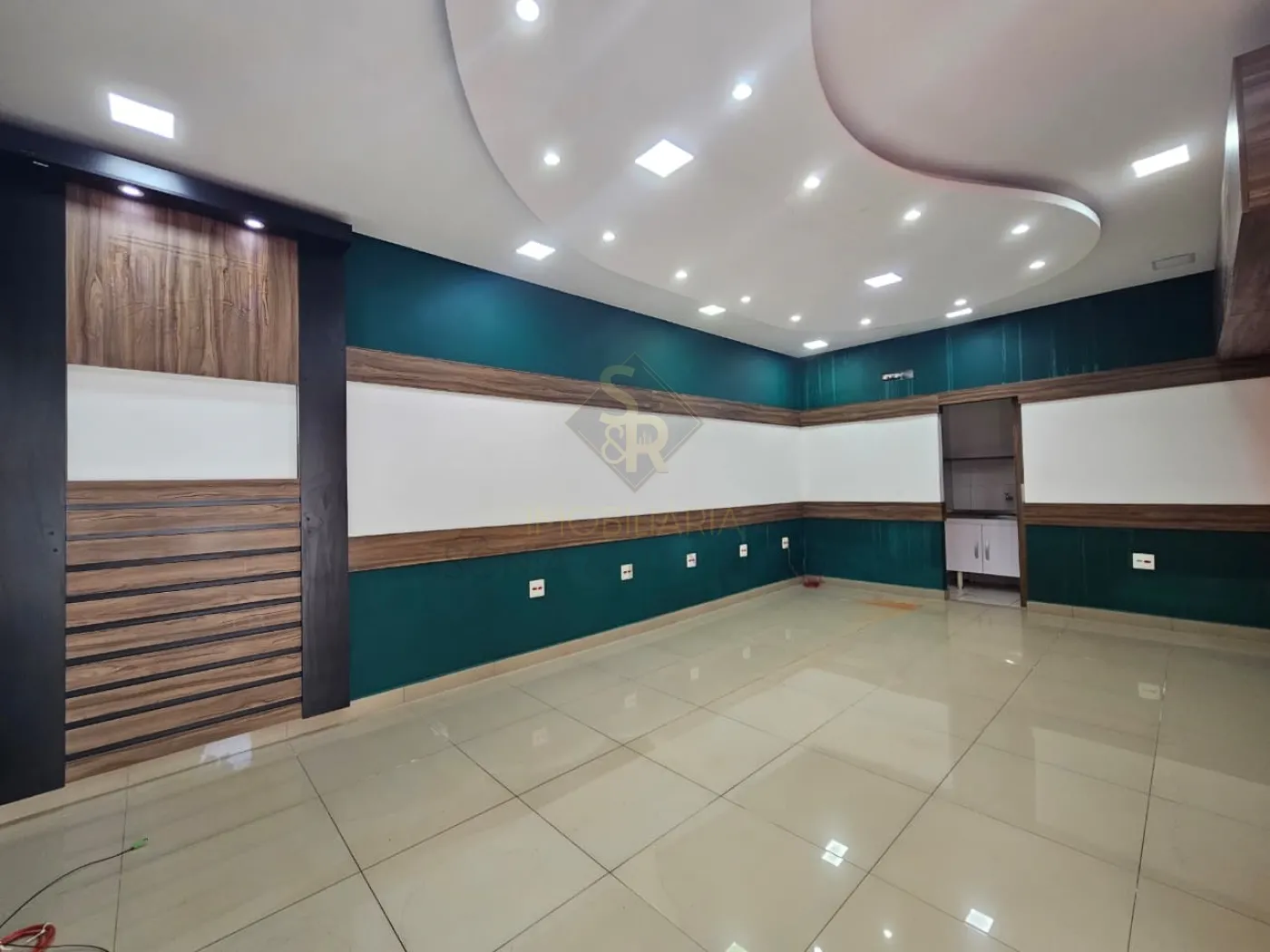 Alugar Im&oacute;veis Comerciais / Sal&atilde;o Comercial em Ribeir&atilde;o Preto R$ 2.200,00 - Foto 6