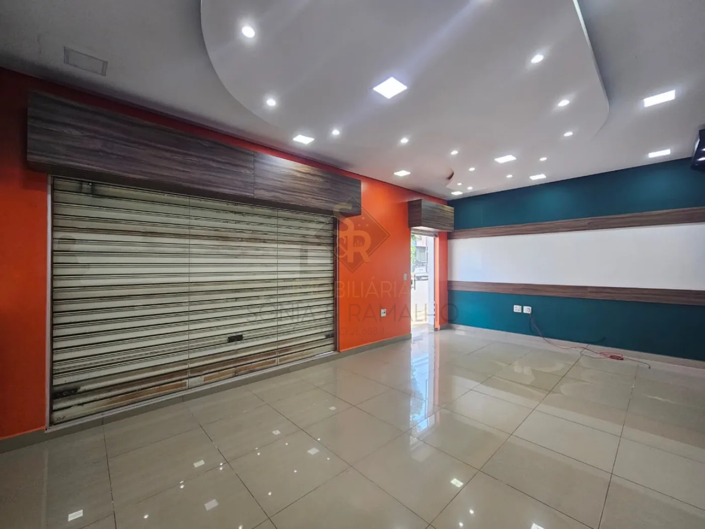 Alugar Im&oacute;veis Comerciais / Sal&atilde;o Comercial em Ribeir&atilde;o Preto R$ 2.200,00 - Foto 4