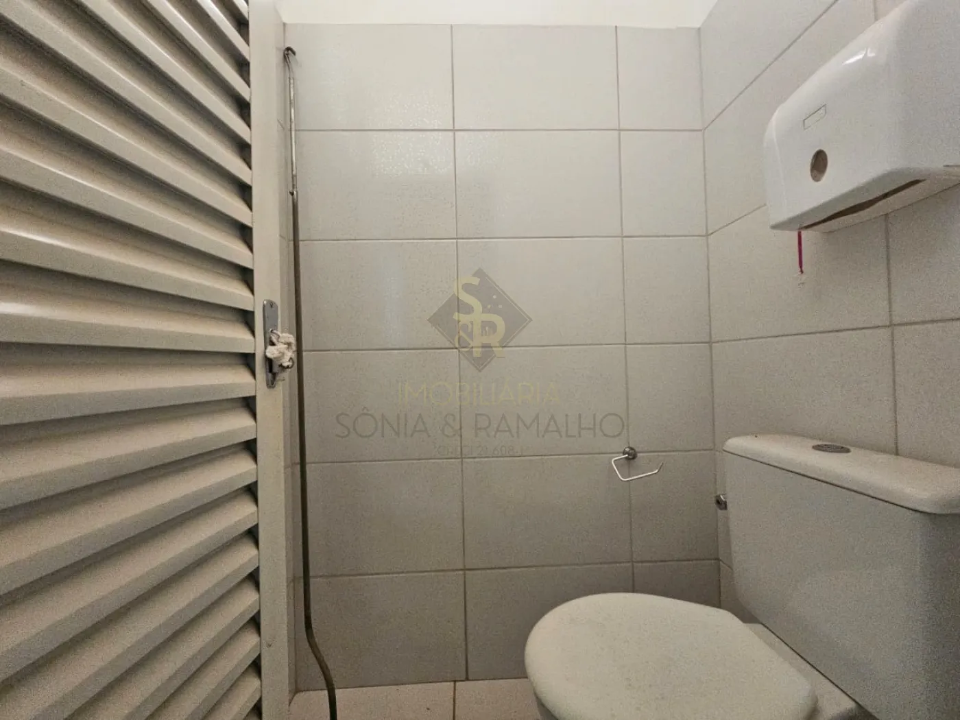 Alugar Im&oacute;veis Comerciais / Sal&atilde;o Comercial em Ribeir&atilde;o Preto R$ 2.200,00 - Foto 11