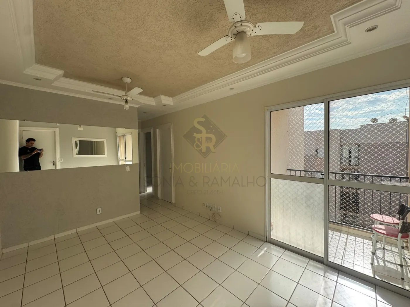Alugar Apartamentos / Padr&atilde;o em Ribeir&atilde;o Preto R$ 1.500,00 - Foto 4