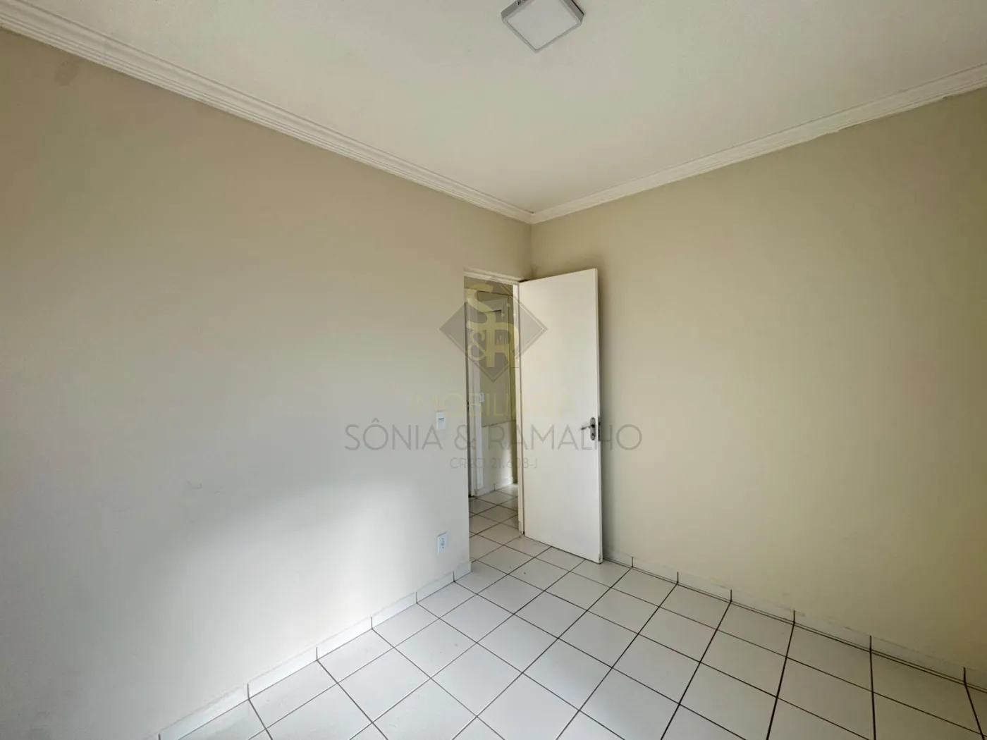 Alugar Apartamentos / Padr&atilde;o em Ribeir&atilde;o Preto R$ 1.500,00 - Foto 11