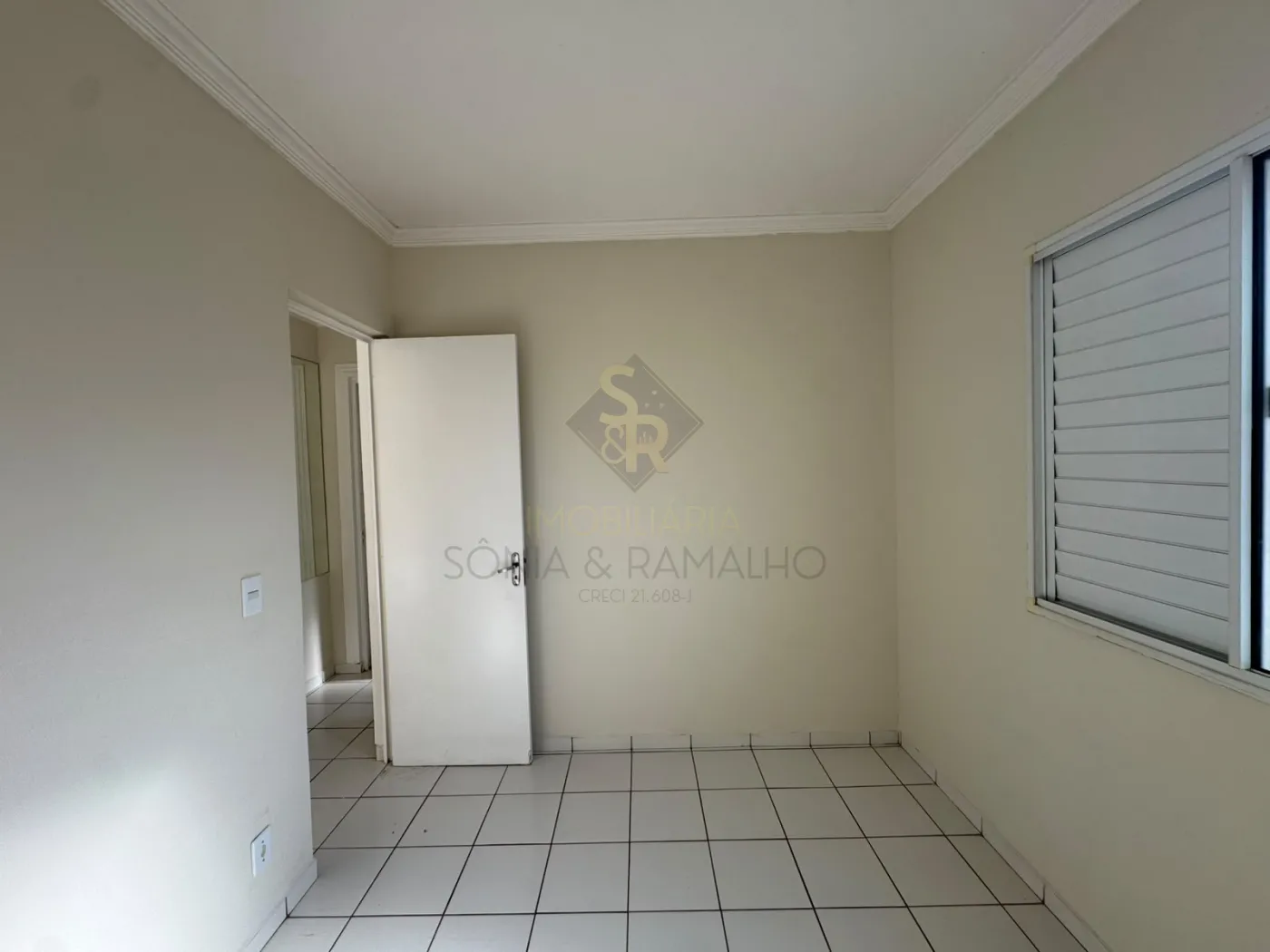 Alugar Apartamentos / Padr&atilde;o em Ribeir&atilde;o Preto R$ 1.500,00 - Foto 13
