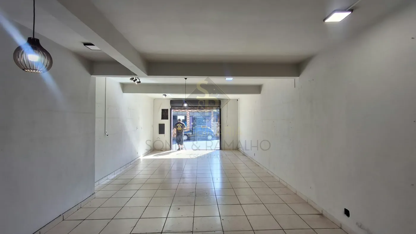 Alugar Im&oacute;veis Comerciais / Sal&atilde;o Comercial em Ribeir&atilde;o Preto R$ 1.100,00 - Foto 8