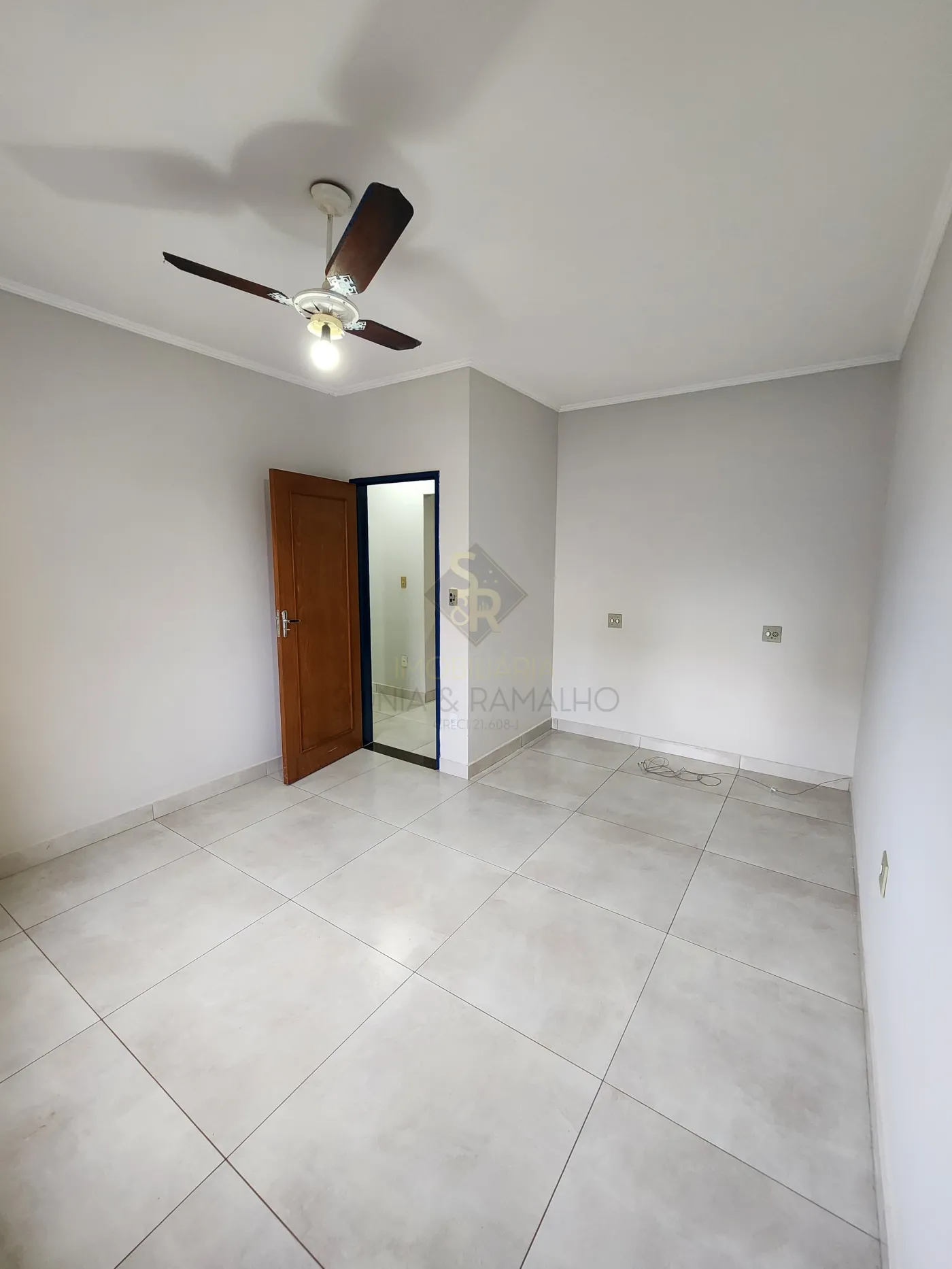 Alugar Casas Residenciais / Padr&atilde;o em Ribeir&atilde;o Preto R$ 8.000,00 - Foto 15