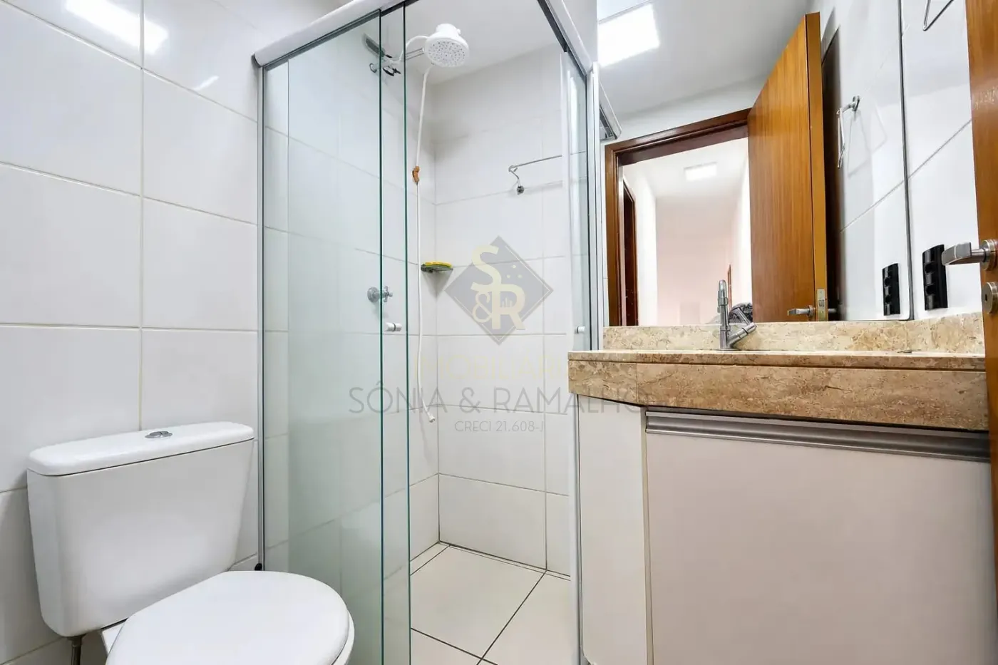 Alugar Apartamentos / Padr&atilde;o em Ribeir&atilde;o Preto R$ 900,00 - Foto 7