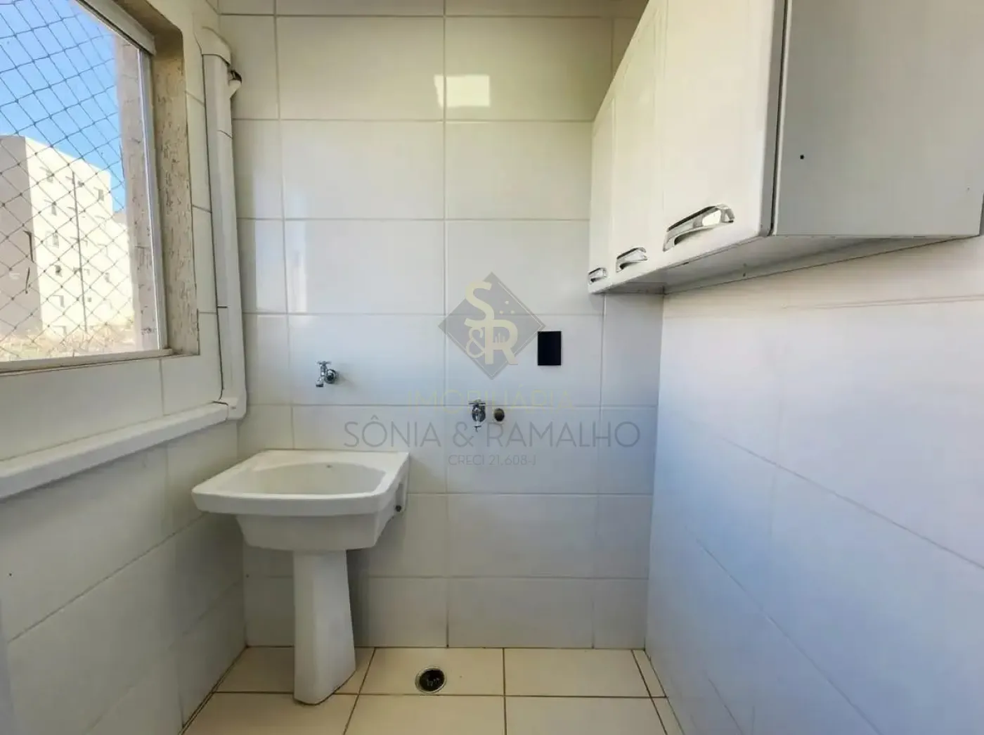 Alugar Apartamentos / Padr&atilde;o em Ribeir&atilde;o Preto R$ 900,00 - Foto 8
