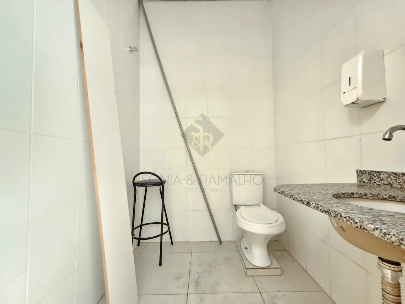 Alugar Im&oacute;veis Comerciais / Sal&atilde;o Comercial em Ribeir&atilde;o Preto R$ 3.000,00 - Foto 7