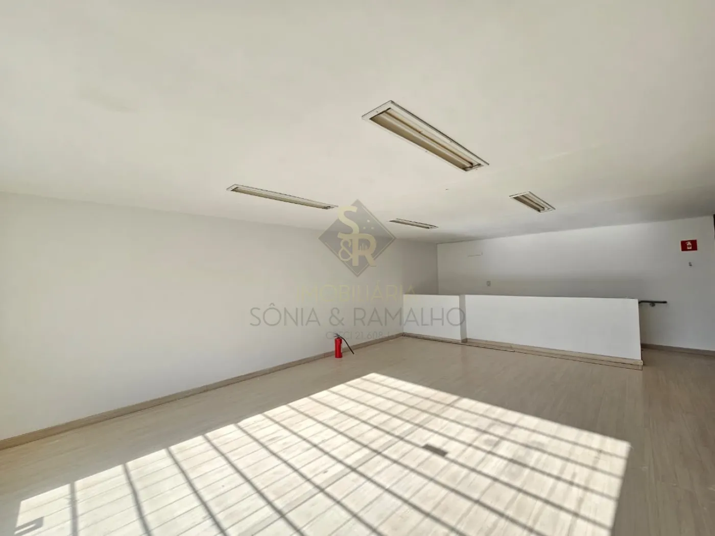 Alugar Im&oacute;veis Comerciais / Sal&atilde;o Comercial em Ribeir&atilde;o Preto R$ 3.000,00 - Foto 10