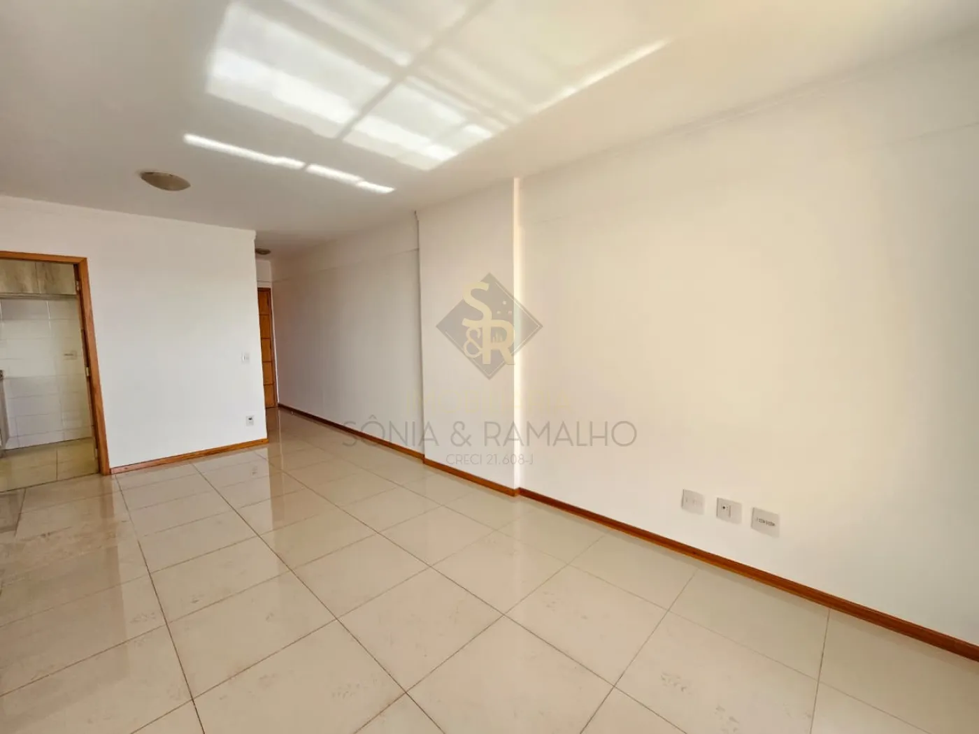 Alugar Apartamentos / Padr&atilde;o em Ribeir&atilde;o Preto R$ 4.400,00 - Foto 4