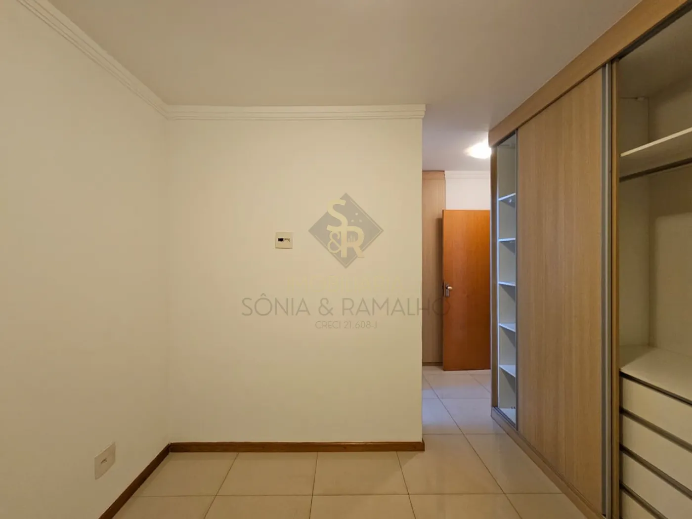 Alugar Apartamentos / Padr&atilde;o em Ribeir&atilde;o Preto R$ 4.400,00 - Foto 19