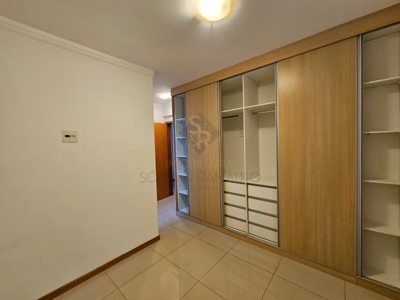 Alugar Apartamentos / Padr&atilde;o em Ribeir&atilde;o Preto R$ 4.400,00 - Foto 25