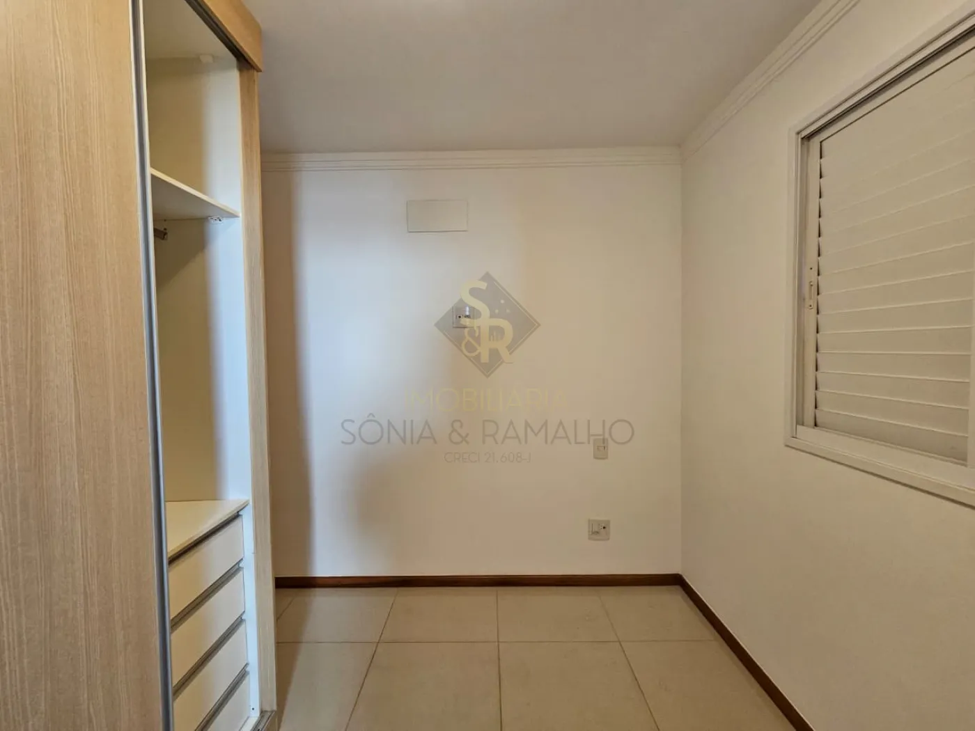 Alugar Apartamentos / Padr&atilde;o em Ribeir&atilde;o Preto R$ 4.400,00 - Foto 32