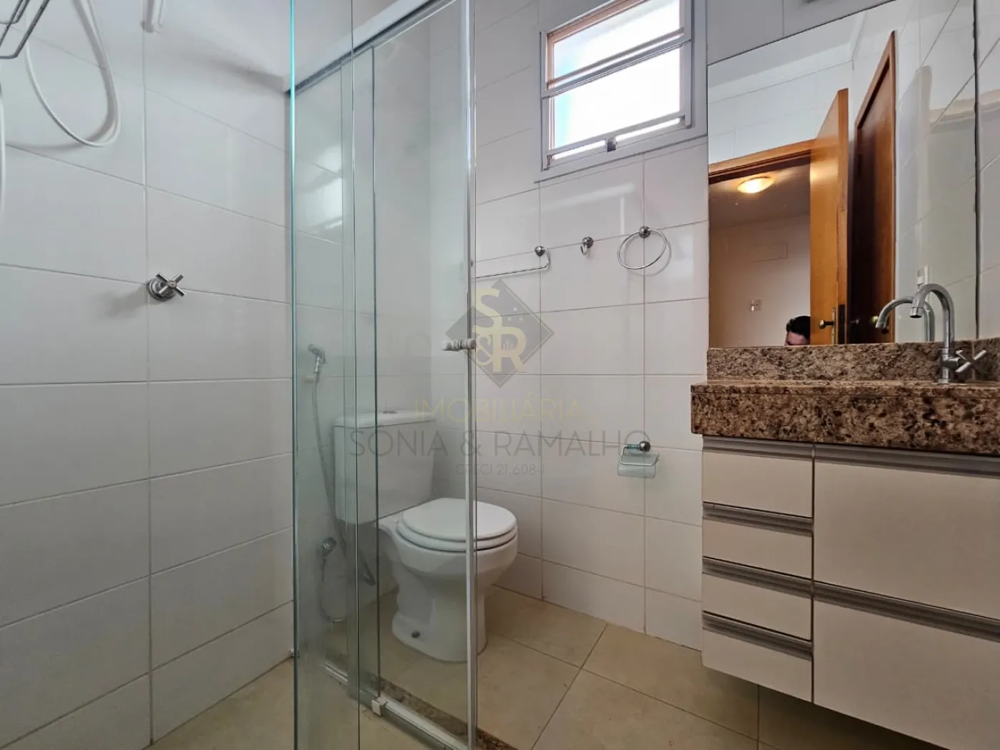 Alugar Apartamentos / Padr&atilde;o em Ribeir&atilde;o Preto R$ 4.400,00 - Foto 18