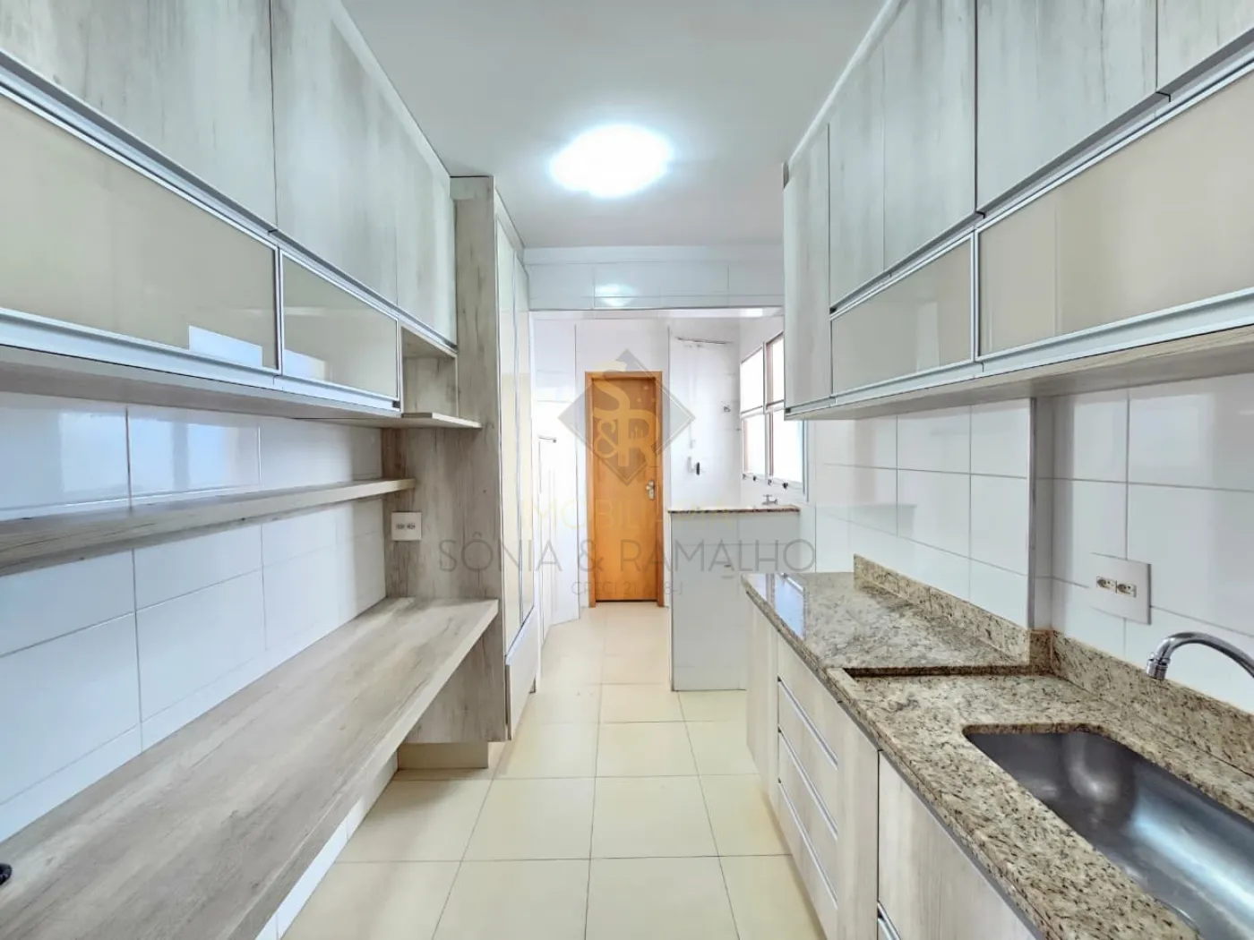 Alugar Apartamentos / Padr&atilde;o em Ribeir&atilde;o Preto R$ 4.400,00 - Foto 9