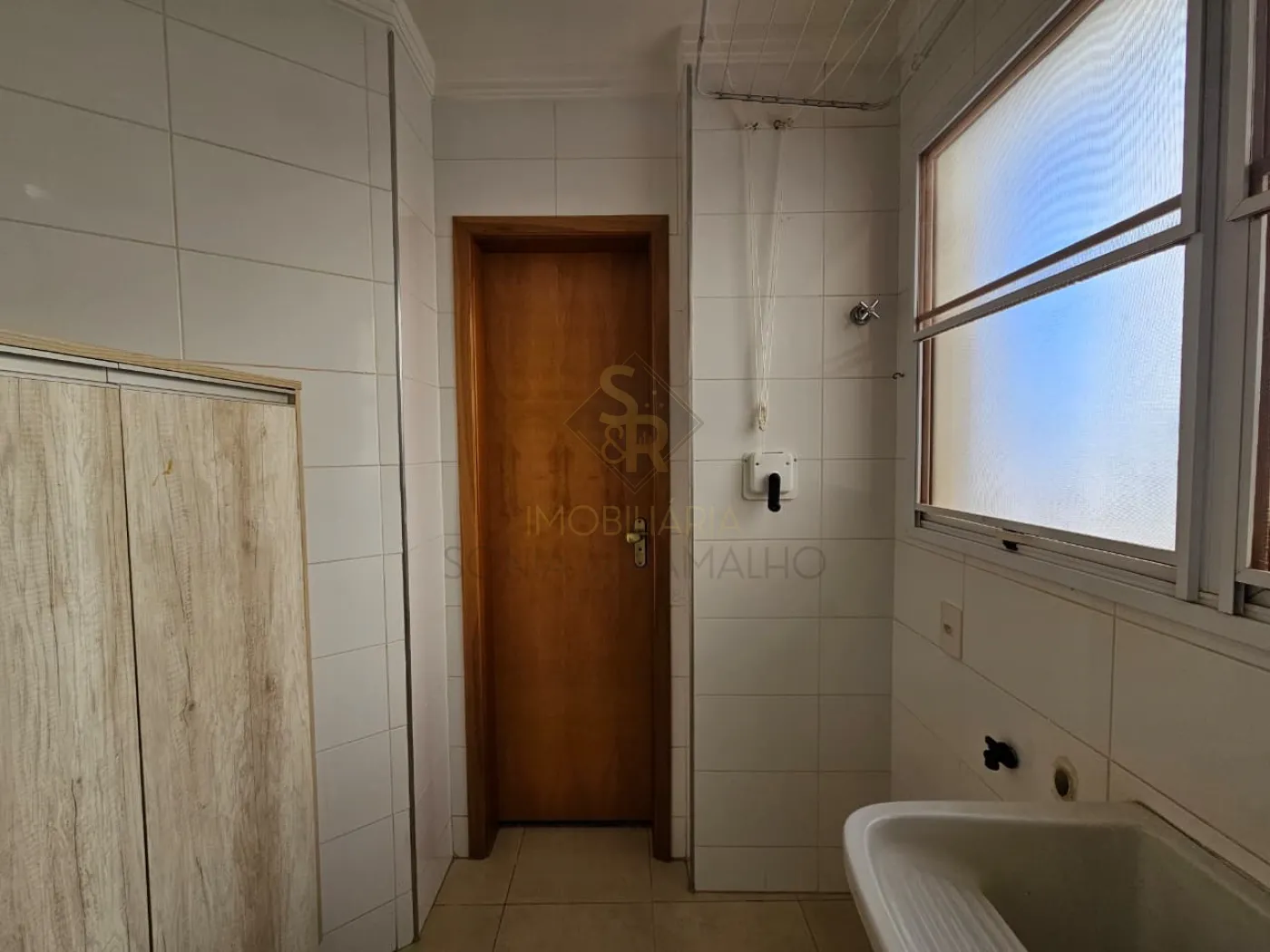 Alugar Apartamentos / Padr&atilde;o em Ribeir&atilde;o Preto R$ 4.400,00 - Foto 11