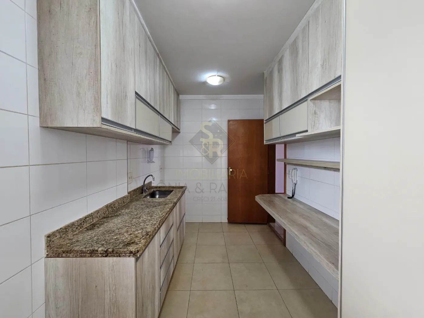 Alugar Apartamentos / Padr&atilde;o em Ribeir&atilde;o Preto R$ 4.400,00 - Foto 10