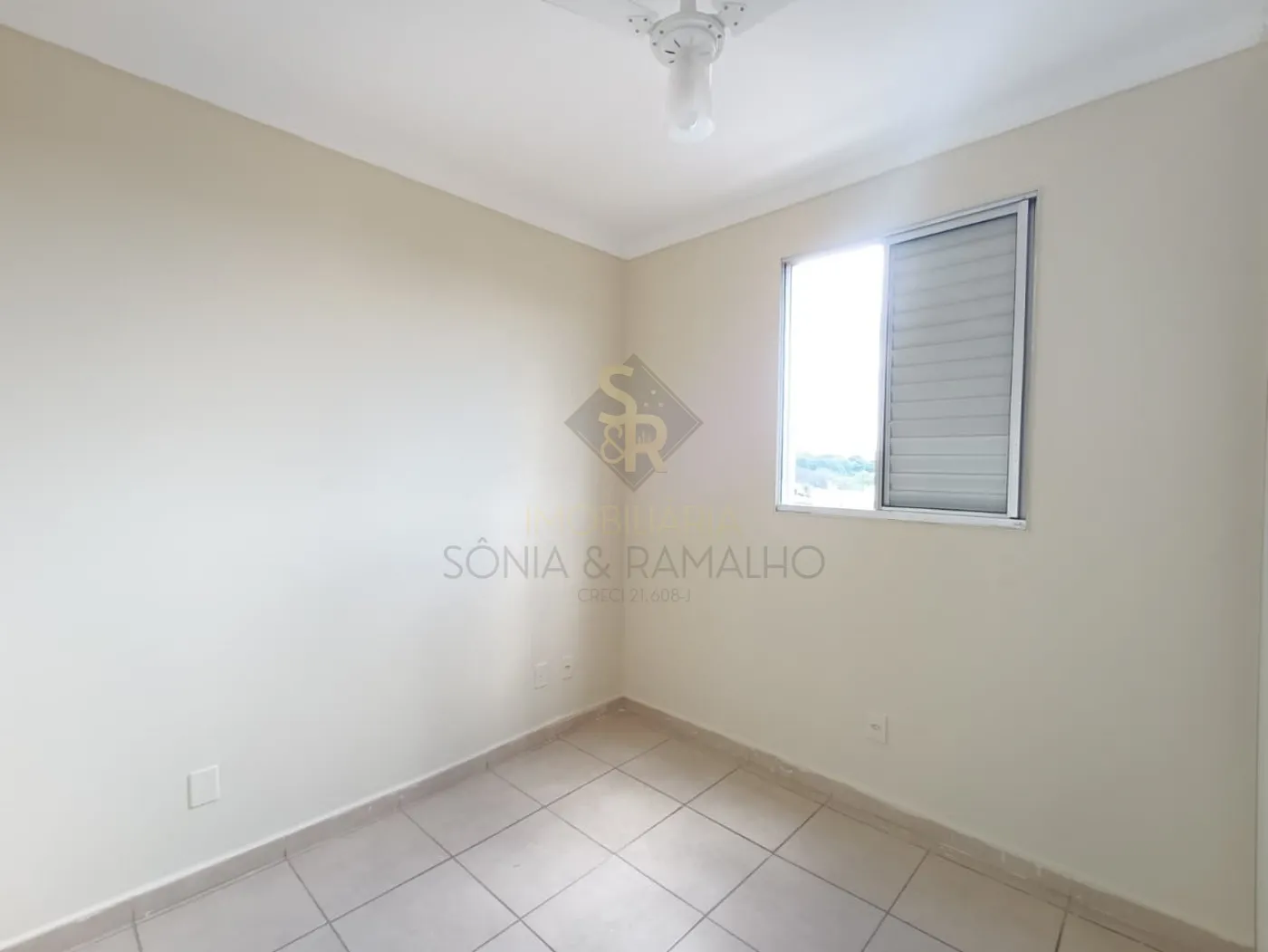 Comprar Apartamentos / Padr&atilde;o em Ribeir&atilde;o Preto R$ 200.000,00 - Foto 12