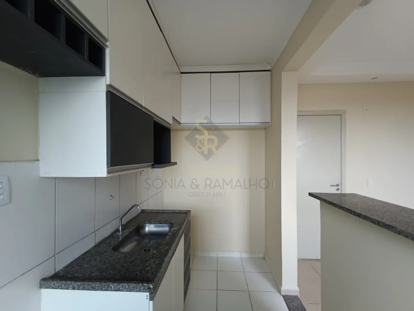 Comprar Apartamentos / Padr&atilde;o em Ribeir&atilde;o Preto R$ 200.000,00 - Foto 5